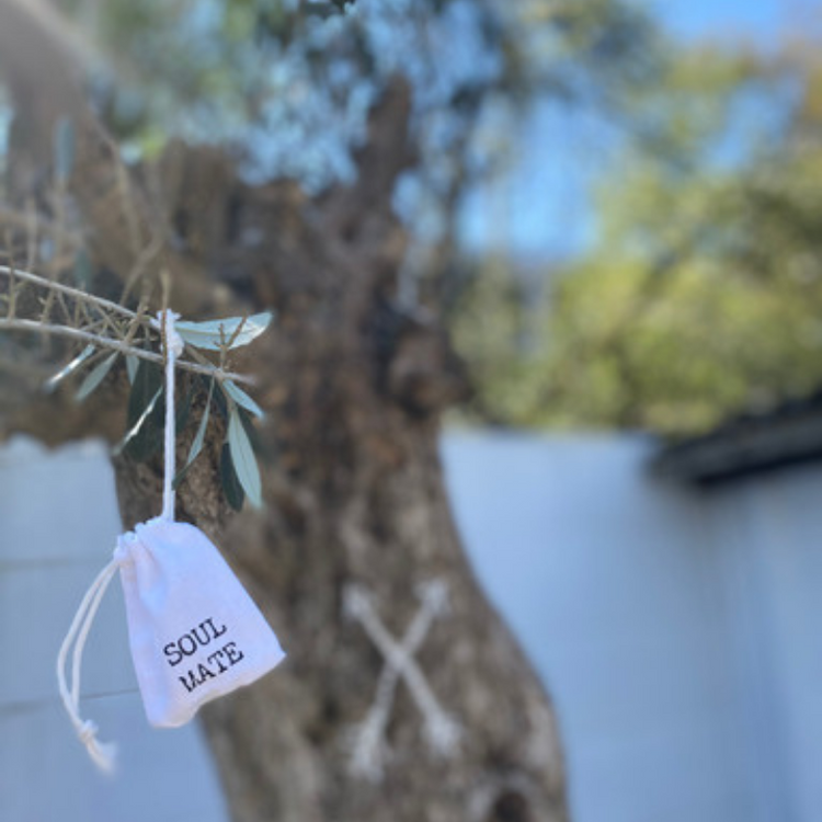 aprilmorning - little gift