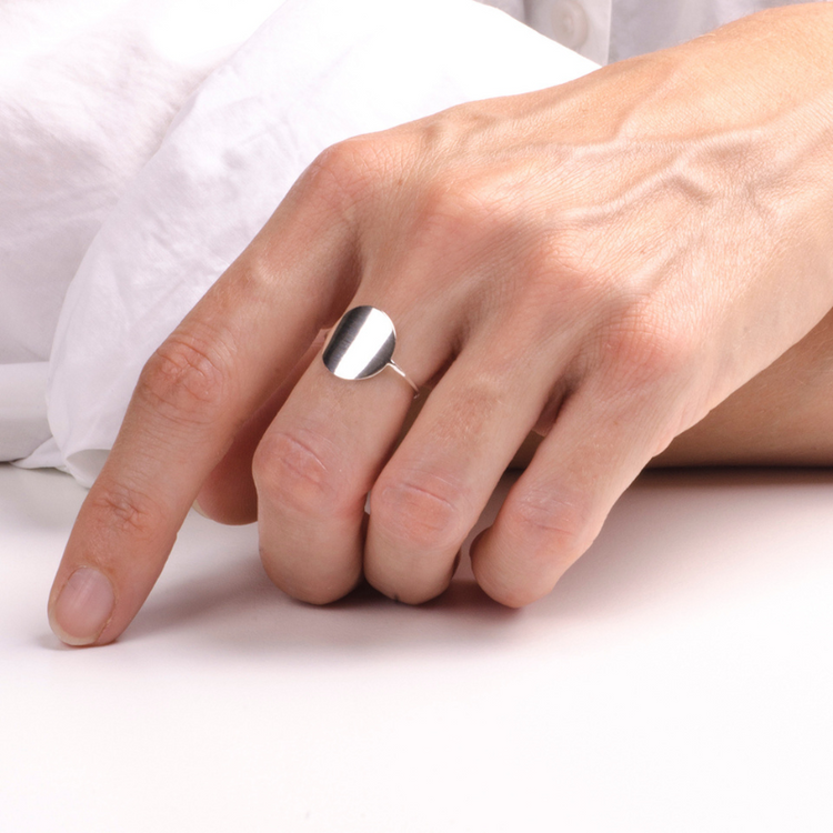 charlotte wooning - ring geometry coin - zilver