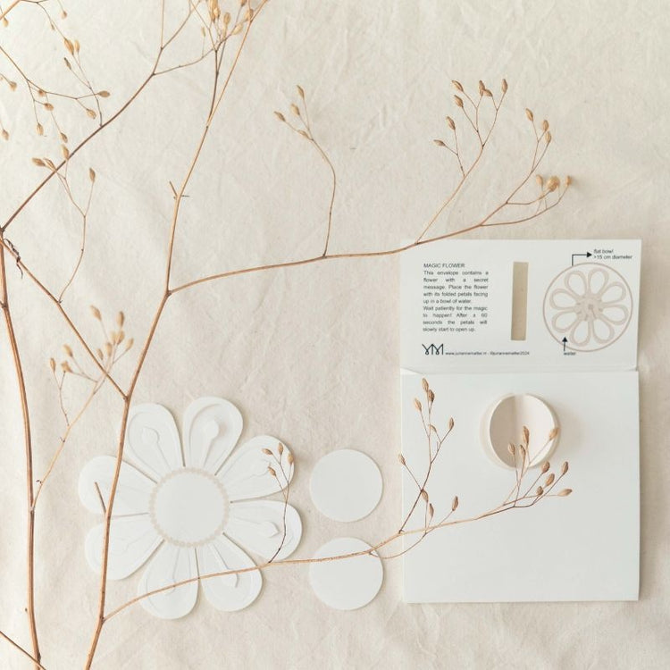 jurianne matter - magic flower - white