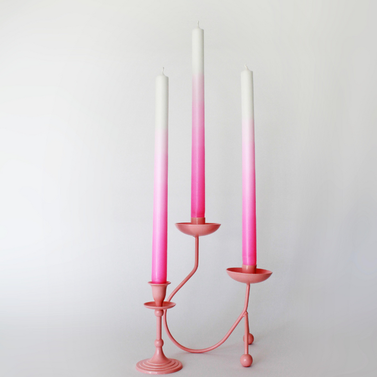 mo man tai - gradient candle - hot pink