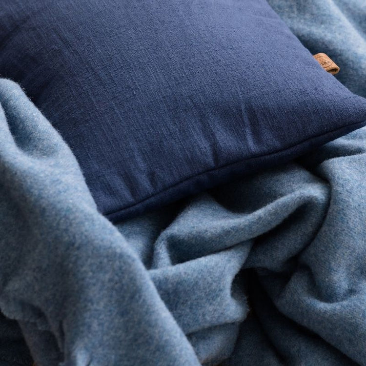 coisa - warmwater kruik - dark blue