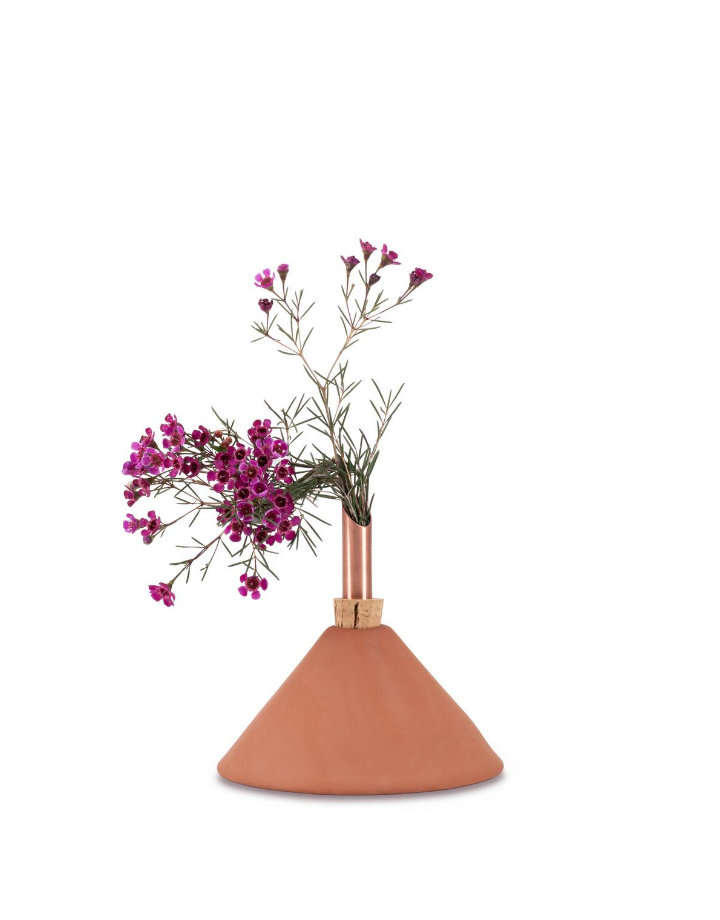 scandinavia form - consilium vaas  - terracotta  large