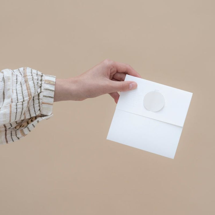 jurianne matter - magic flower - white