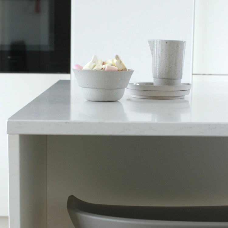 form keramiek - kommetje roos  - limited edition zand