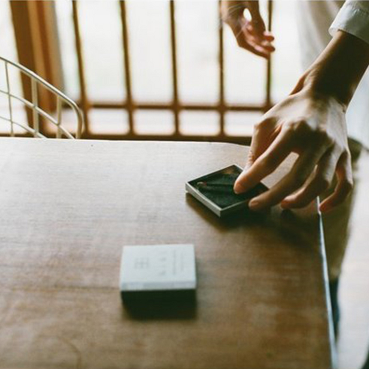 10 minutes aroma - japanese wisteria