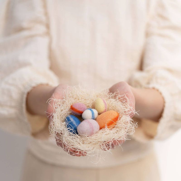 jurianne matter - NEST woolen eggs - pastel