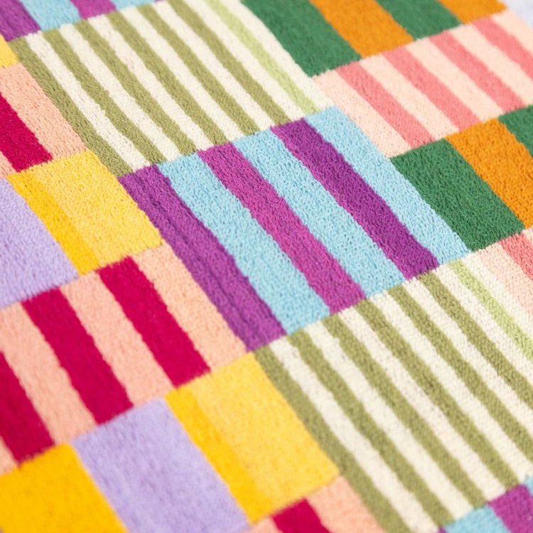foekje fleur - strandlaken odds & ends - #133 tulip quilt