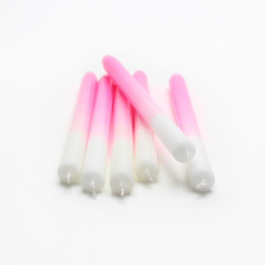 mo man tai - gradient candle - hot pink