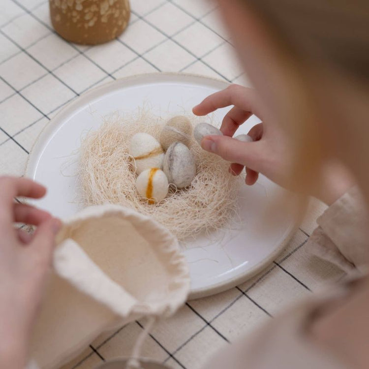 jurianne matter - NEST woolen eggs - natural
