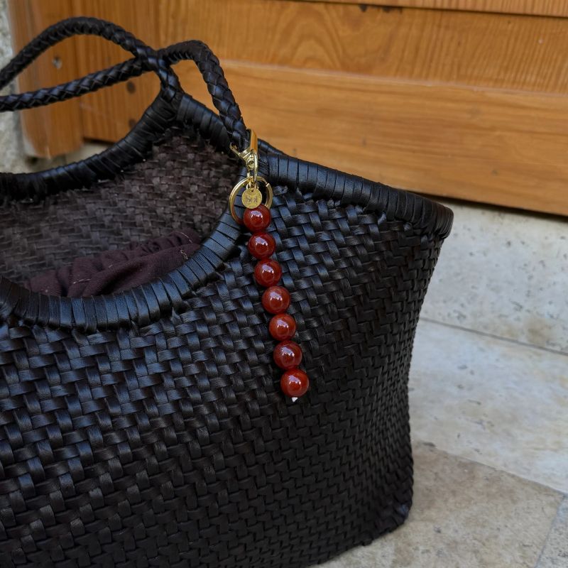 soï | sleutelhanger cali - rode jade, als bagcharm