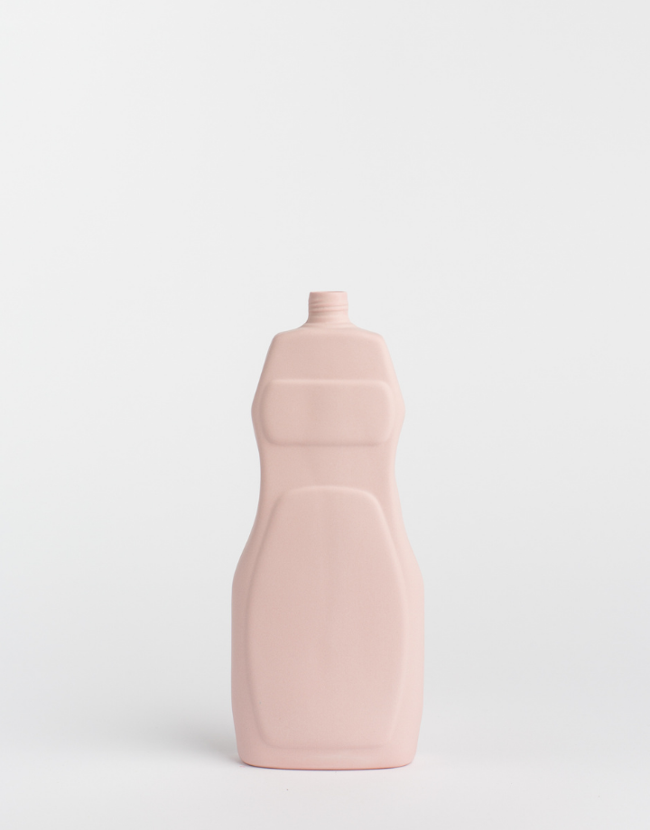 foekje fleur - bottle vase #19 - powder