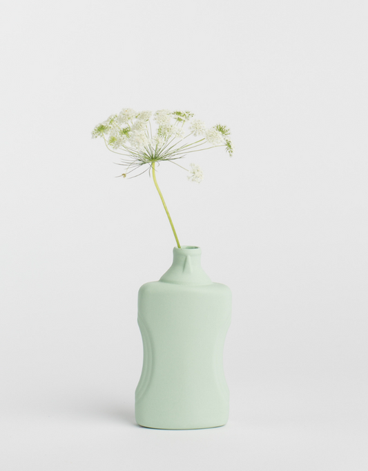 foekje fleur - bottle vase #21 - mint