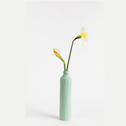 foekje fleur - bottle vase #26 - mint