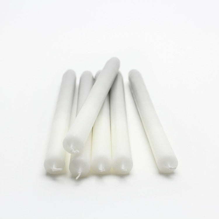 mo man tai - gradient candle - rainy grey