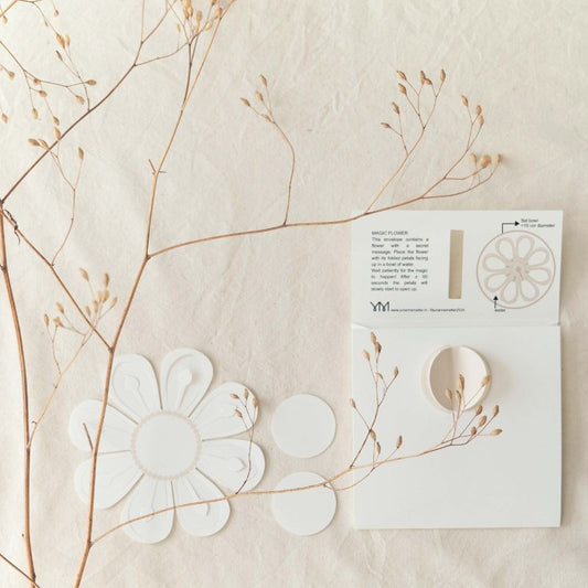 jurianne matter - magic flower - white