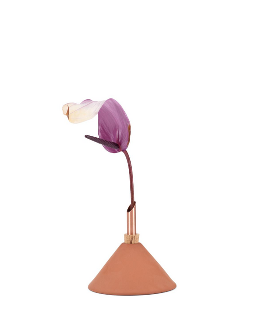 consilium vase - terracotta medium