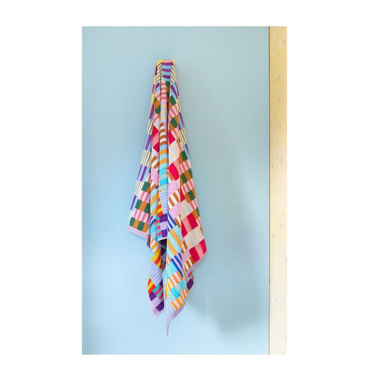 foekje fleur - strandlaken odds & ends - #133 tulip quilt