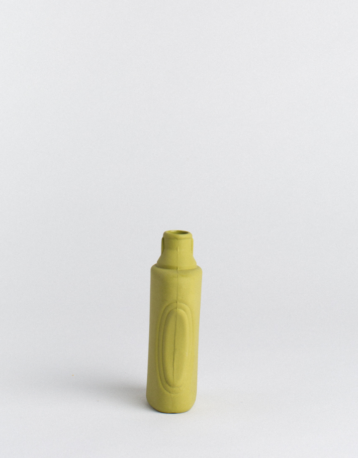foekje fleur - bottle vase #21 - moss