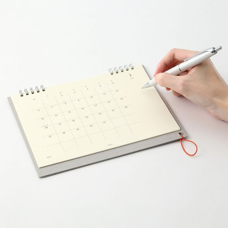 [PRE-ORDER] midori - md desk calendar 2026