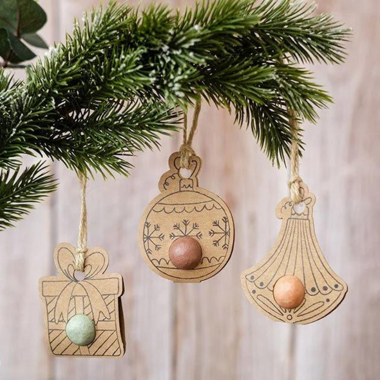 flower bomb christmas pendant