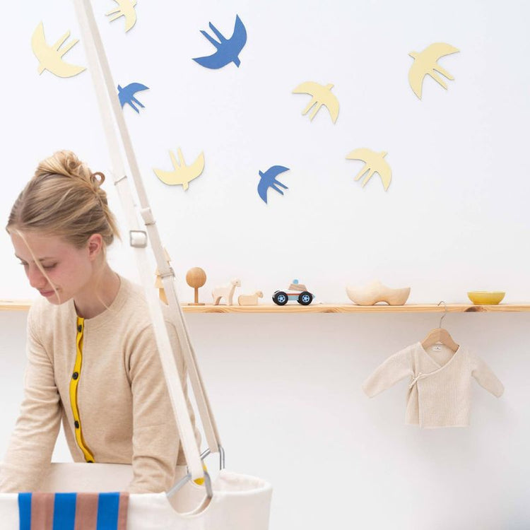 jurianne matter - sverm birds  – bright